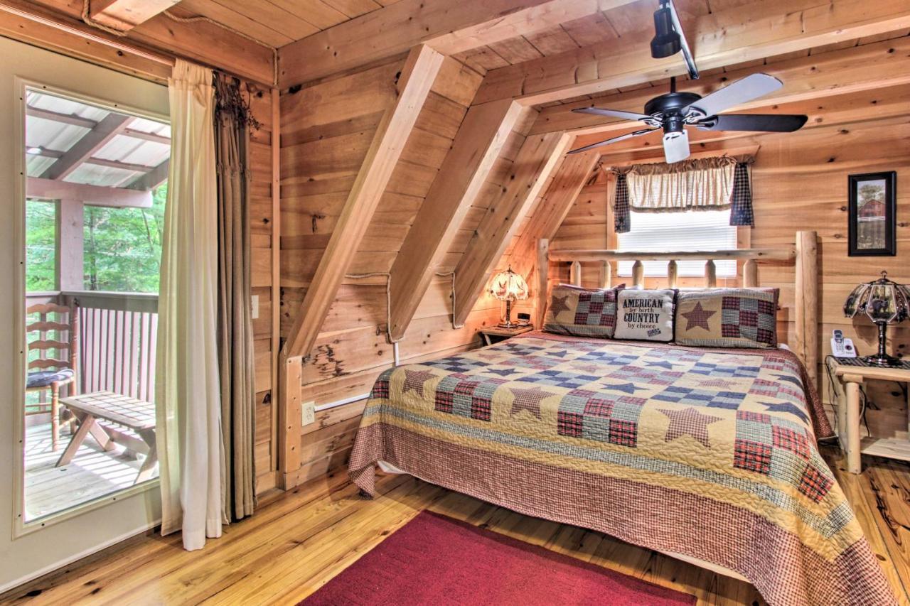 Villa A-Frame Cabin with Hot Tub Less Than 1 Mi to Ober Gatlinburg! Exterior foto