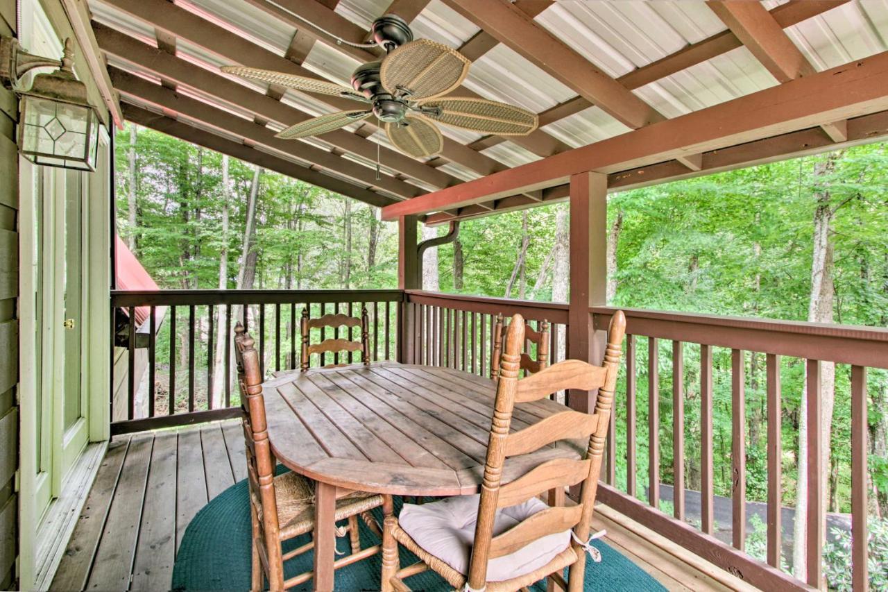 Villa A-Frame Cabin with Hot Tub Less Than 1 Mi to Ober Gatlinburg! Exterior foto