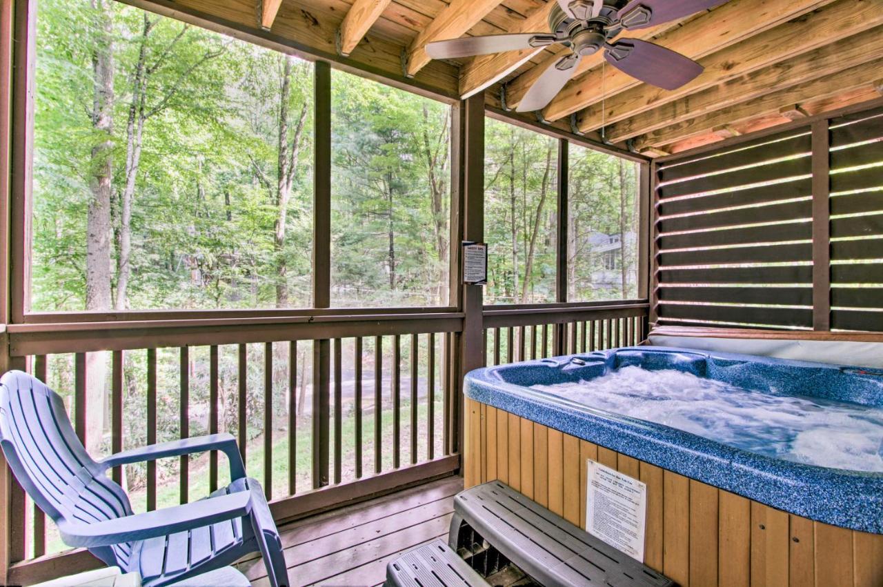 Villa A-Frame Cabin with Hot Tub Less Than 1 Mi to Ober Gatlinburg! Exterior foto